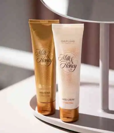 Milk and Honey Gold Smothing Sugar Scrub