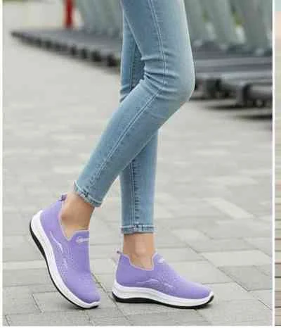 ladies skechers boot