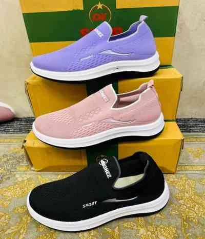 ladies skechers boot