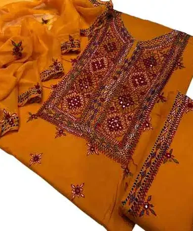 balochi dress females