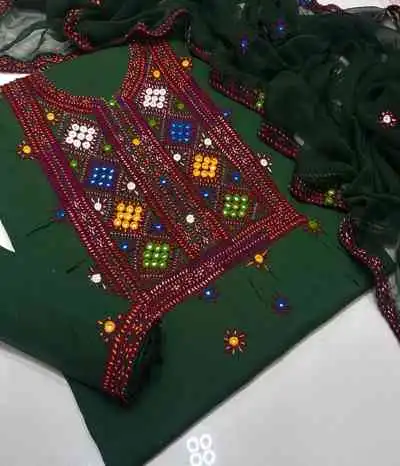 balochi dress females 1
