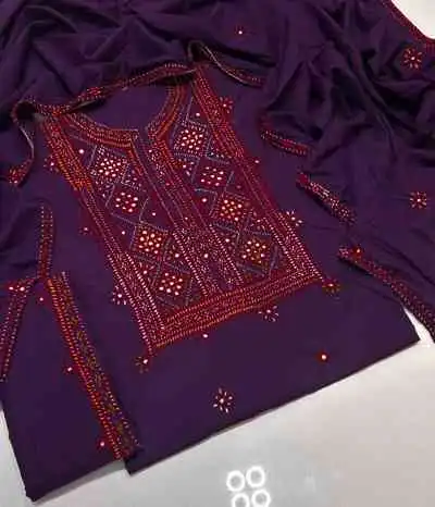 balochi dress females