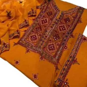 balochi dress females