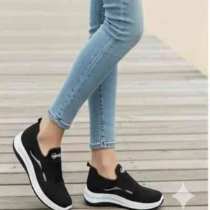 ladies skechers boot 2