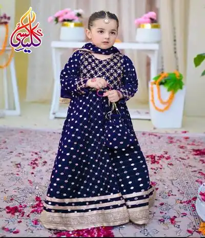 girl maxi dress Pakistani